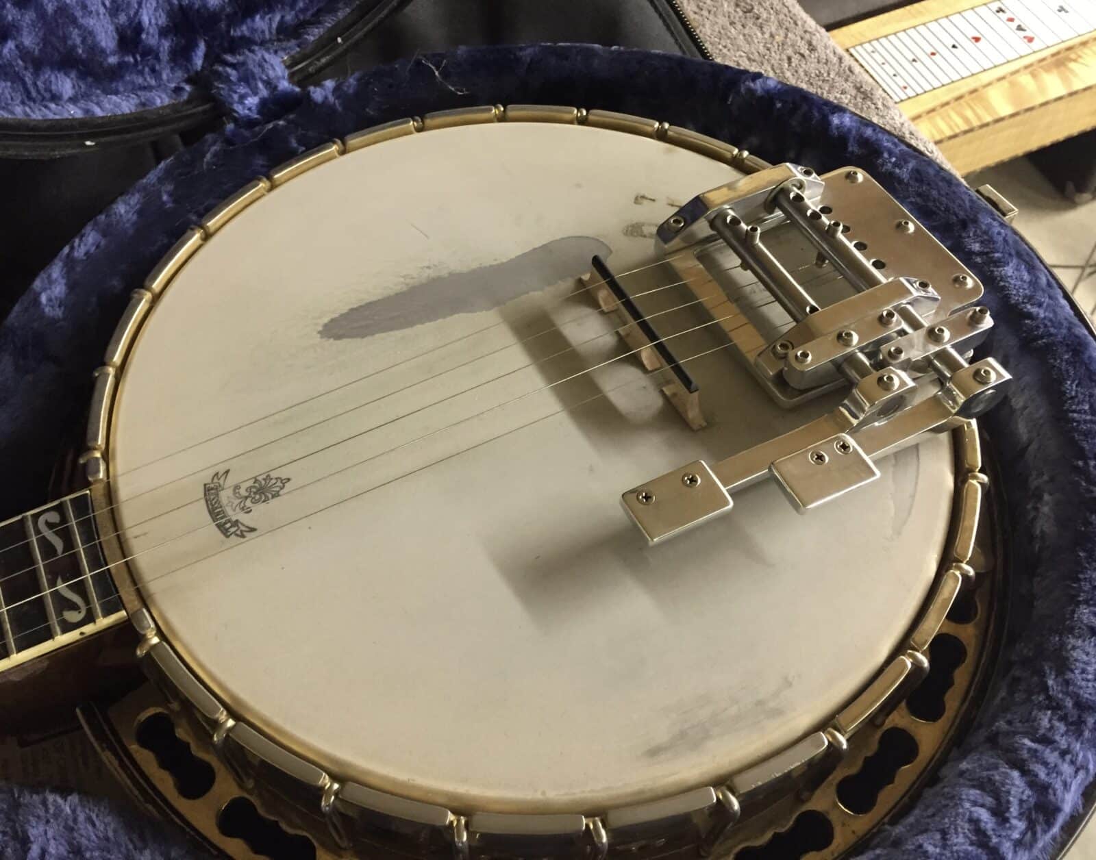 The EDGE® Onboard Pitch Changer for Banjo - Image 3