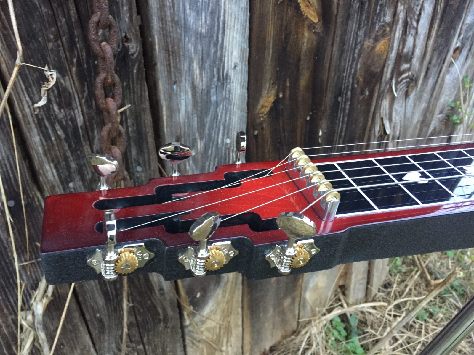 Lap Steel keyhead