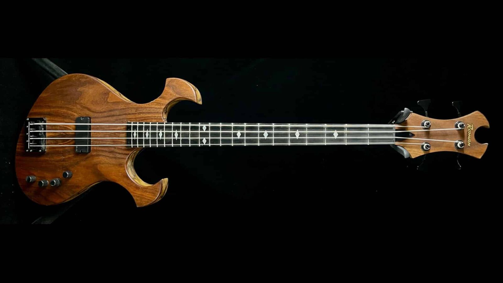 Roman Abstract Claw Bass 06036 - Image 3