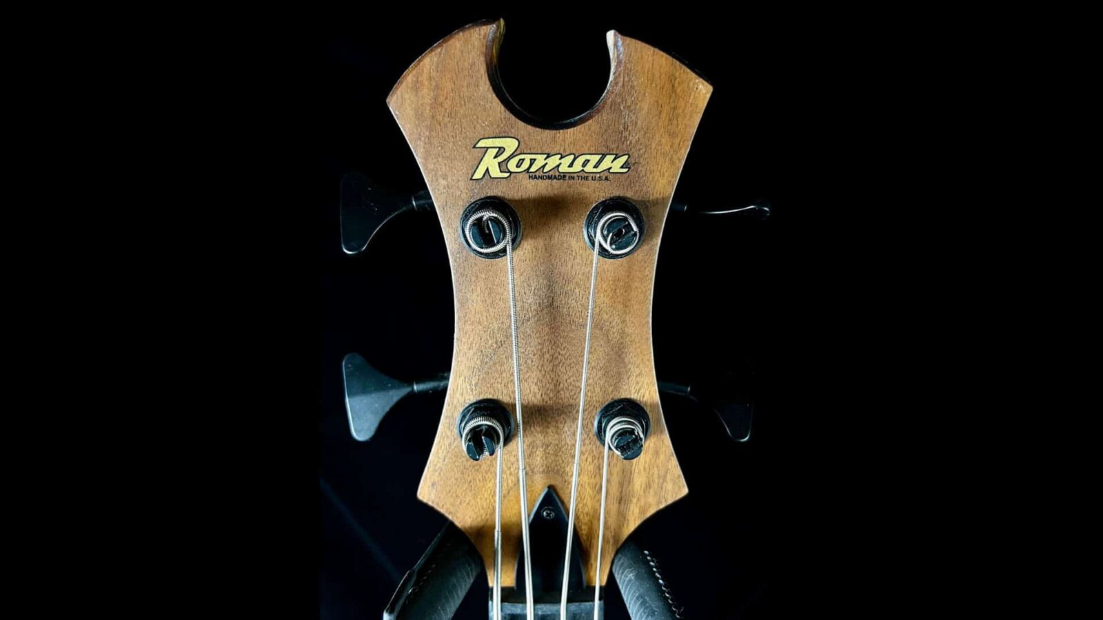 Roman Abstract Claw Bass 06036 - Image 7