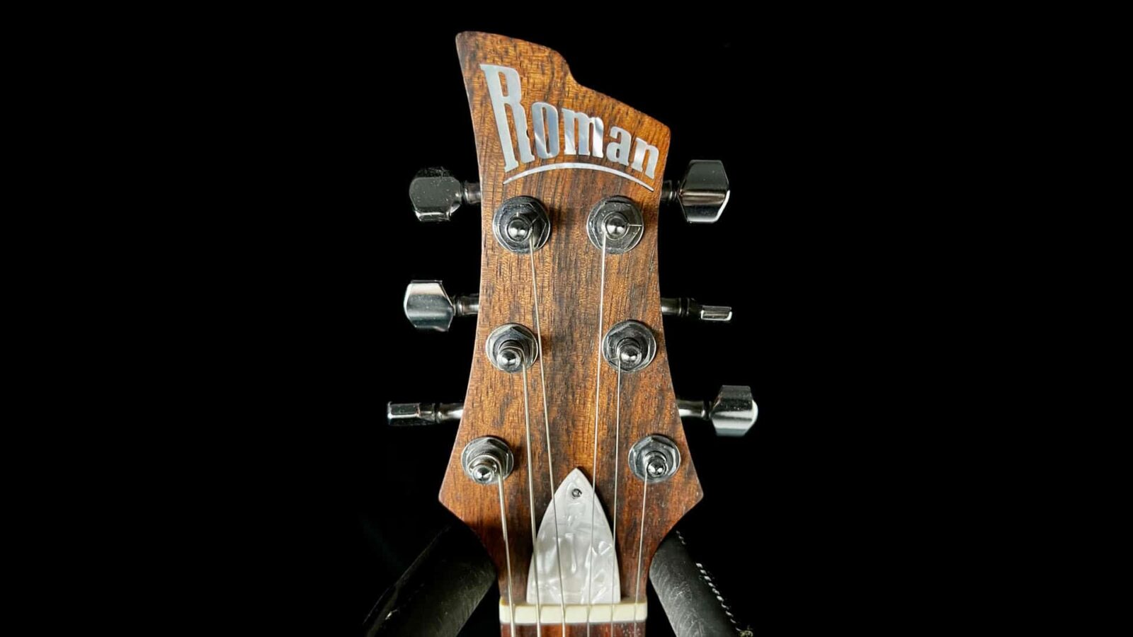 Roman Quicksilver Walnut & White Korina - Image 7